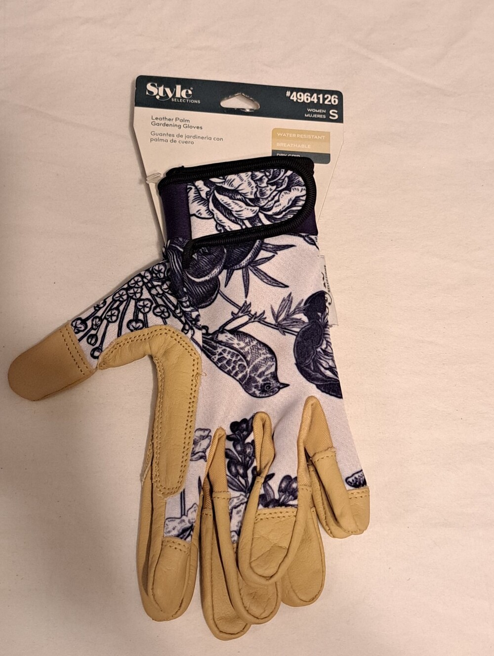 Women's Gloves Size Small Style Selections  New